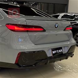 بي ام دبليو الفئة 7